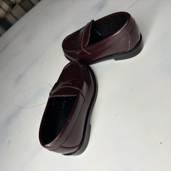 Brand new never worn shoes. - Picture 7 of 7